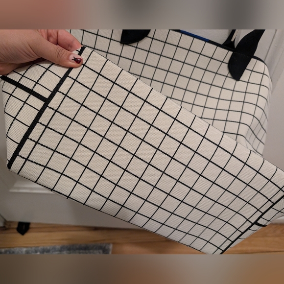 NWOT Rothy's Lightweight Tote Windowpane *Rare/Limited Collectors Edition - Picture 5 of 8